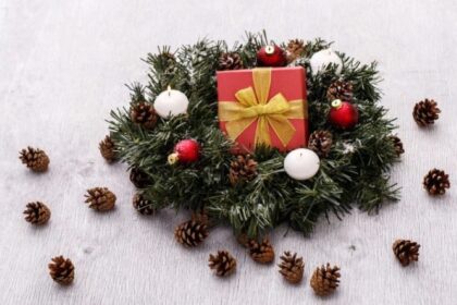 Spicing Up Your Home Decor with Best-Selling Artificial Christmas Wreaths and Garlands