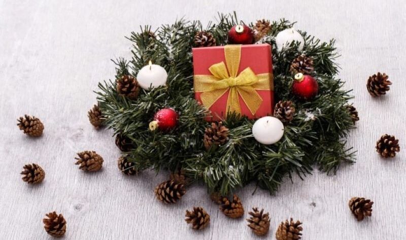 Spicing Up Your Home Decor with Best-Selling Artificial Christmas Wreaths and Garlands